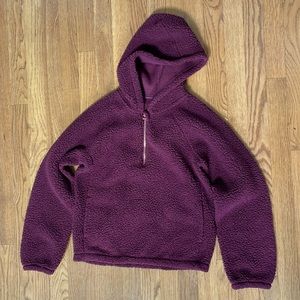 Girls XL 1/4 zip cozy Old Navy fleece pullover. Rich maroon with gold zipper EUC